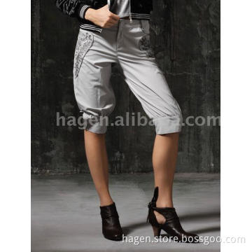ladies' fashion capris
